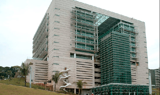 Leia mais sobre o artigo Mantidas condenações em caso envolvendo pagamento de propina nas obras da sede da Petrobras no ES (24/09/2021)