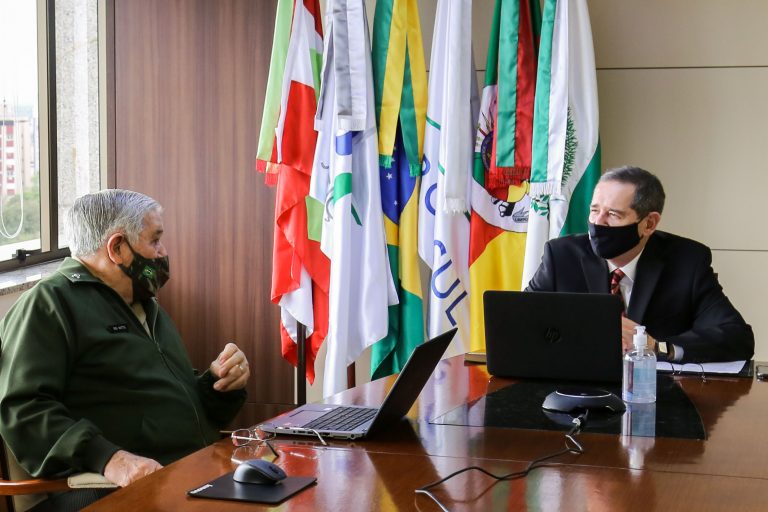 Leia mais sobre o artigo Superior Tribunal Militar renova convênio de uso do eproc (14/09/2021)