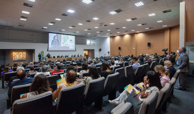 Leia mais sobre o artigo TRF4 participa do II Encontro Nacional de Memória do Poder Judiciário (13/05/2022)