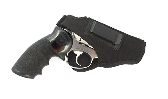 Leia mais sobre o artigo TRF4 suspende autorização de porte de arma de fogo a empresário paranaense (27/05/2022)