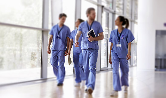 Leia mais sobre o artigo TRF4 decide que críticas de médico em entrevista não causaram dano moral a enfermeiros (29/06/2022)