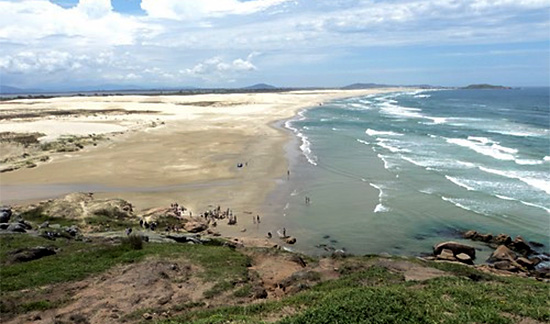 Leia mais sobre o artigo Casa deve ter intervenções paralisadas e placa advertindo que é objeto de ação judicial (13/06/2022)