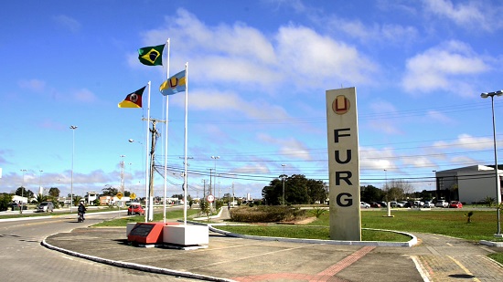 Leia mais sobre o artigo FURG terá que indenizar construtora por rescisão unilateral de contrato (22/07/2022)
