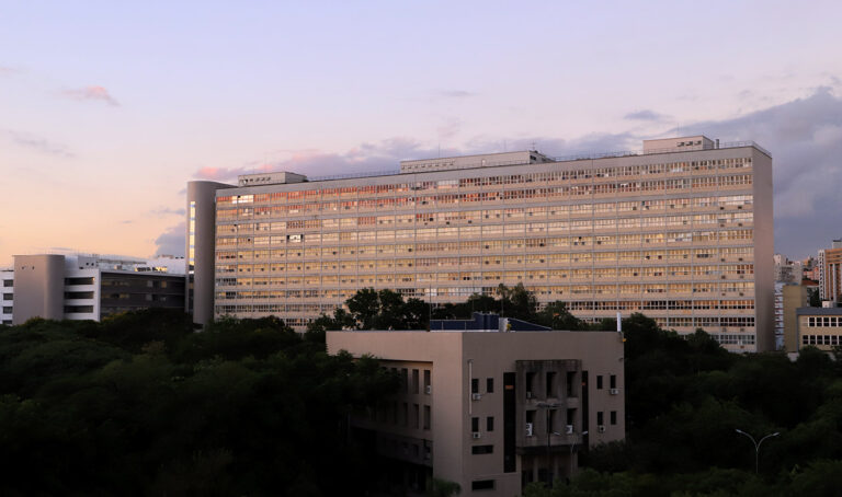 Leia mais sobre o artigo Mantida condenação de ex-estagiário que furtou computadores do HCPA (06/07/2022)
