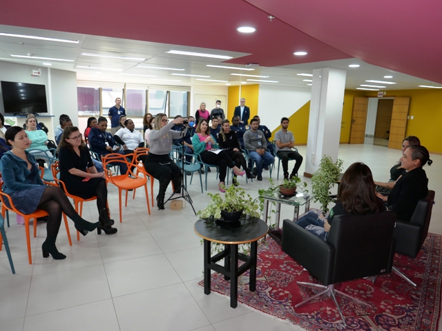 Leia mais sobre o artigo Roda de conversa com terceirizadas aborda violência contra a mulher (26/08/2022)