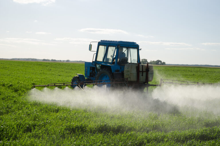 Leia mais sobre o artigo Ibama tem prazo para concluir reavaliação de toxicidade dos ingredientes Tiametoxam,  Clotianidina e Fipronil (18/08/2022)