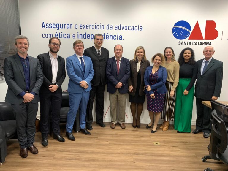 Leia mais sobre o artigo Corregedor regional visita sedes da OAB em Jaraguá do Sul e Mafra (29/09/2022)