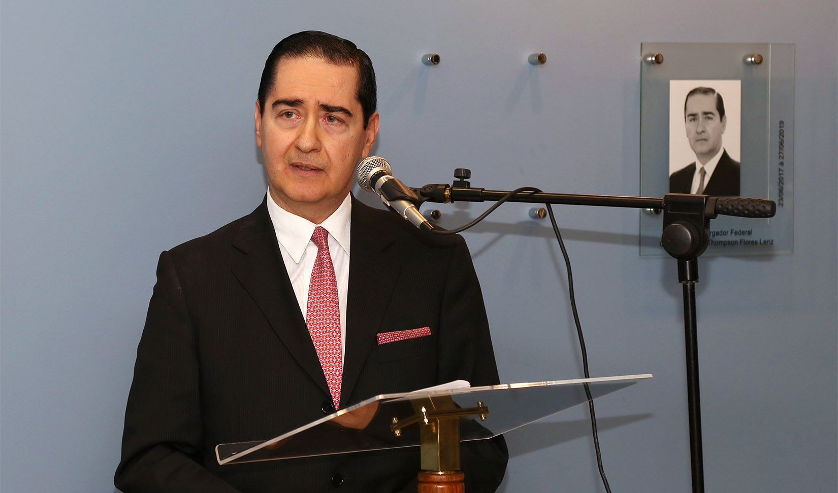 No momento, você está visualizando Desembargador Thompson Flores inaugura retrato na Galeria de Presidentes do TRF4 (29/09/2022)
