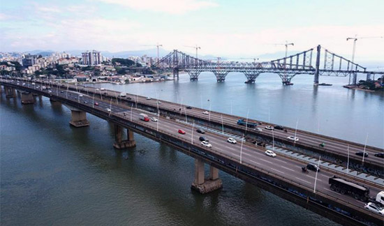 Leia mais sobre o artigo TRF4 mantém proibição de pesca nas pontes Colombo Sales, Pedro Ivo Campos e Hercílio Luz (17/10/2022)