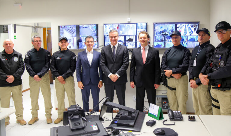 Leia mais sobre o artigo Justiça Federal de Ponta Grossa instala Seção de Segurança Institucional (11/11/2022)