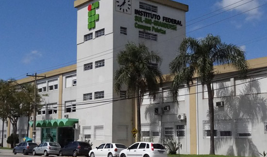 Leia mais sobre o artigo IFSul deve prorrogar licença para professor concluir doutorado pausado pela pandemia (04/11/2022)