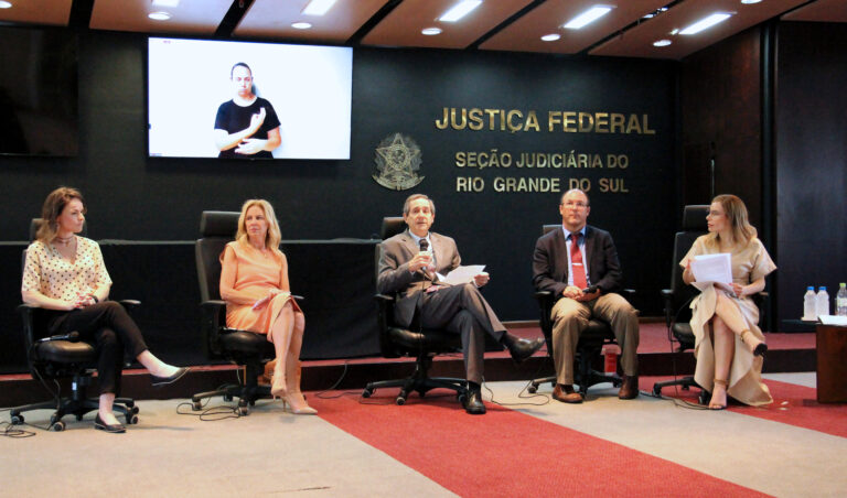 Leia mais sobre o artigo Centro de Justiça Restaurativa da JFRS é inaugurado (29/11/2022)