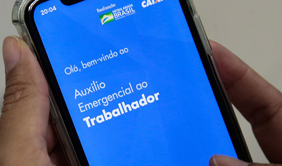 Leia mais sobre o artigo Auxílio emergencial não pode ser pago junto com seguro-desemprego (13/12/2022)