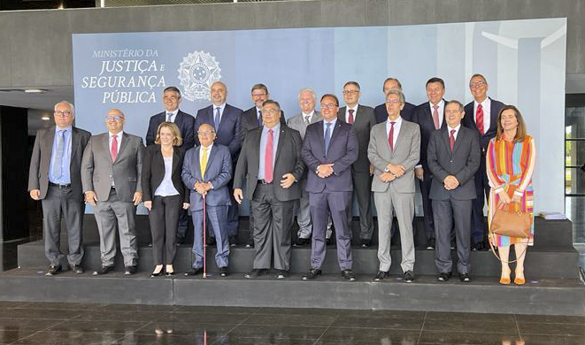 Leia mais sobre o artigo Presidente do TRF4 participa de evento promovido pelo Ministro da Justiça Flávio Dino (27/02/2023)