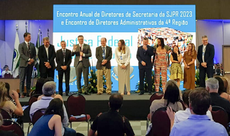 Leia mais sobre o artigo Encontro de diretores da 4ª Região começou hoje (30), em Foz (PR) (30/03/2023)