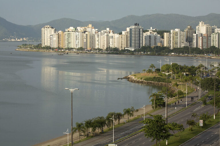 Leia mais sobre o artigo Justiça Federal extingue ação para suspender processo de votação do Plano Diretor de Florianópolis (25/03/2023)