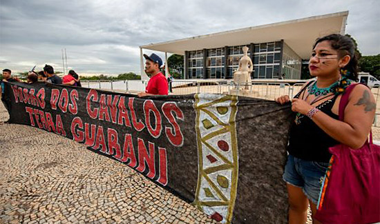 Leia mais sobre o artigo Ação judicial pede que vereadora de Florianópolis não use mais a expressão Mbya Guarani (17/03/2023)