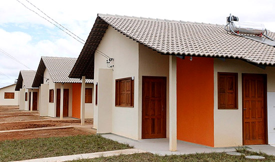 Leia mais sobre o artigo Dano moral por falhas de construção é devido somente se o imóvel não puder ser habitado (27/03/2023)