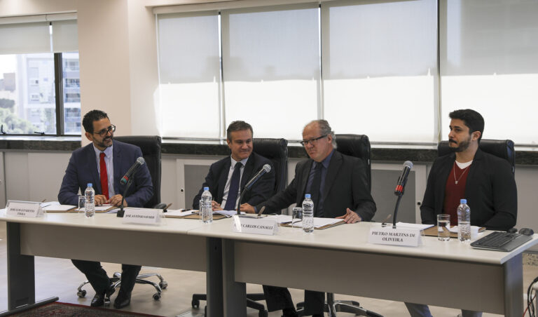 Leia mais sobre o artigo Justiça Federal realiza curso de Segurança Pessoal para magistrados (15/05/2023)