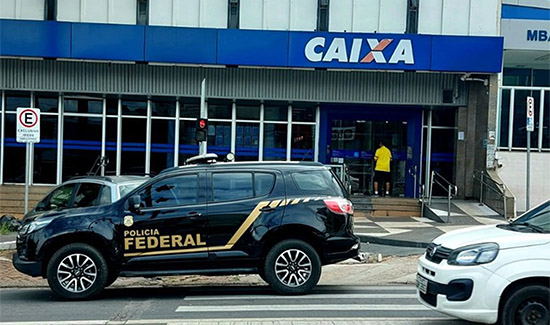 Leia mais sobre o artigo Caixa deve indenizar pedestre atingido em tiroteio em frente à agência (15/05/2023)