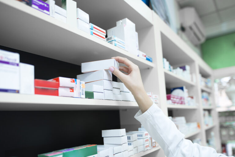 Leia mais sobre o artigo Associção e três empresas são condenadas a pagar R$ 55 milhões por publicidade ilícita de medicamentos (26/05/2023)