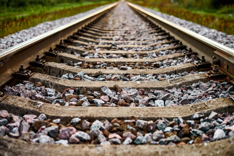 Leia mais sobre o artigo DNIT e ANTT devem apresentar estudo sobre faixa de domínio às margens das ferrovias em trecho urbano de Ponta Grossa (29/06/2023)