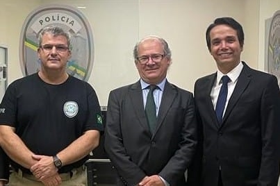 Leia mais sobre o artigo Subseção de Maringá inaugura nova Seção de Segurança e Transporte (28/06/2023)