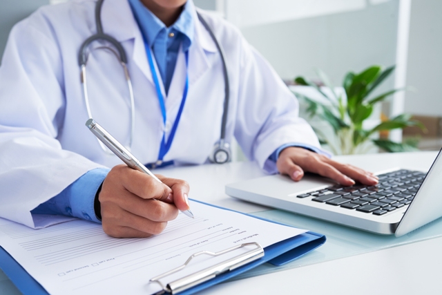 Leia mais sobre o artigo Curso de pós-gradução não é suficiente para usar título de médico do trabalho (06/06/2023)