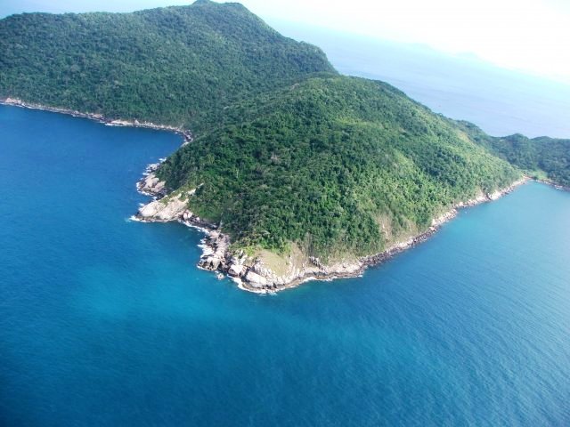 Leia mais sobre o artigo Liminar libera barco que fundeou para reparos dentro de reserva marinha e foi apreendido (23/06/2023)