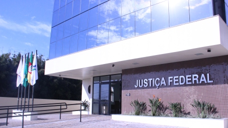 Leia mais sobre o artigo JFRS extingue processo que questionava indicação de Cristiano Zanin ao STF (15/06/2023)