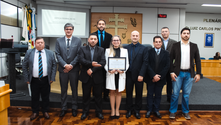 Leia mais sobre o artigo Justiça Federal em Palmeira das Missões recebe homenagem da Câmara de Vereadores (14/07/2023)