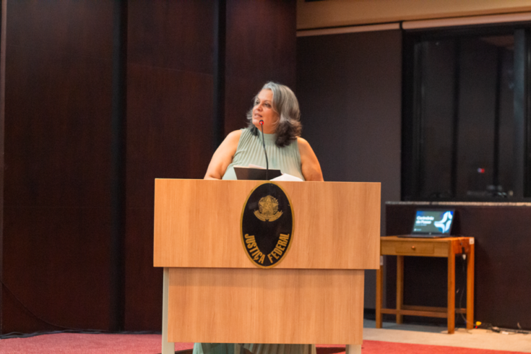 Leia mais sobre o artigo Juíza Carla Evelise Justino Hendges é empossada diretora do Foro da JFRS (06/07/2023)