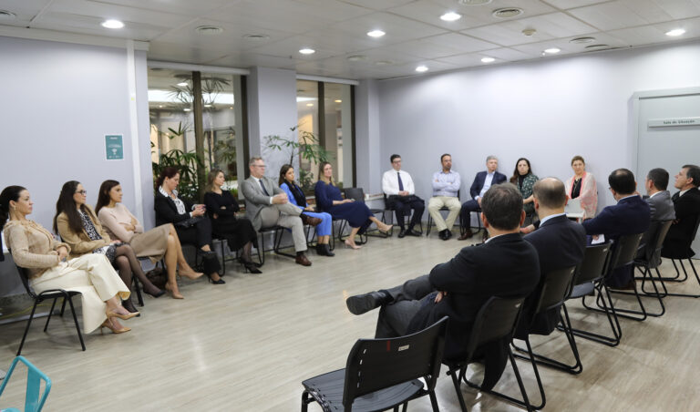Leia mais sobre o artigo Turmas Recursais participam de encontro para falar sobre diferenças de entendimentos jurídicos (18/08/2023)