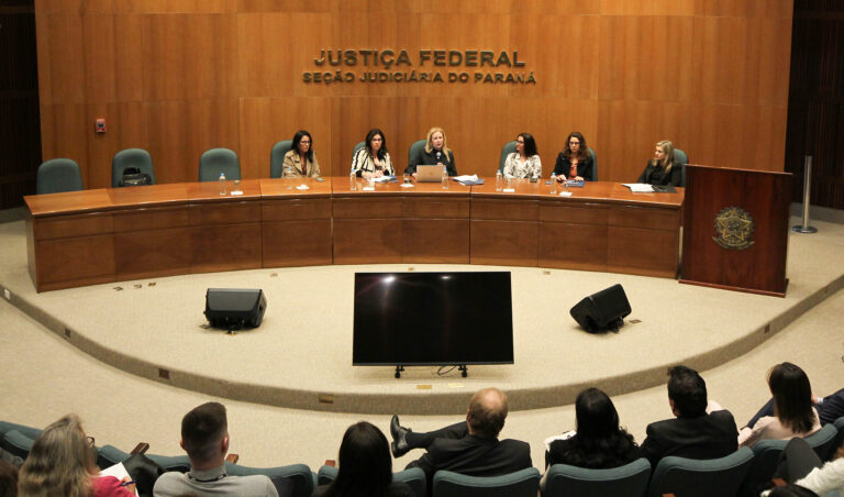 Leia mais sobre o artigo TRF4 inicia trabalhos de correição ordinária em Varas Federais de Curitiba (16/08/2023)