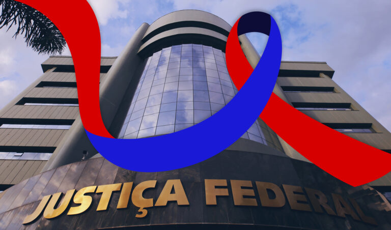 Leia mais sobre o artigo Prédio da Justiça ganha iluminação alusiva a campanha de saúde vascular (15/08/2023)