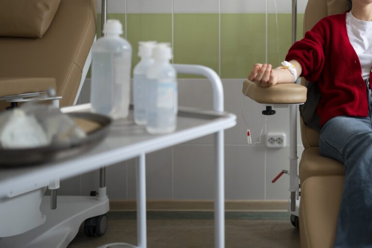 Leia mais sobre o artigo INSS deve conceder benefício a uma mulher impossibilitada de trabalhar por câncer de mama (28/08/2023)