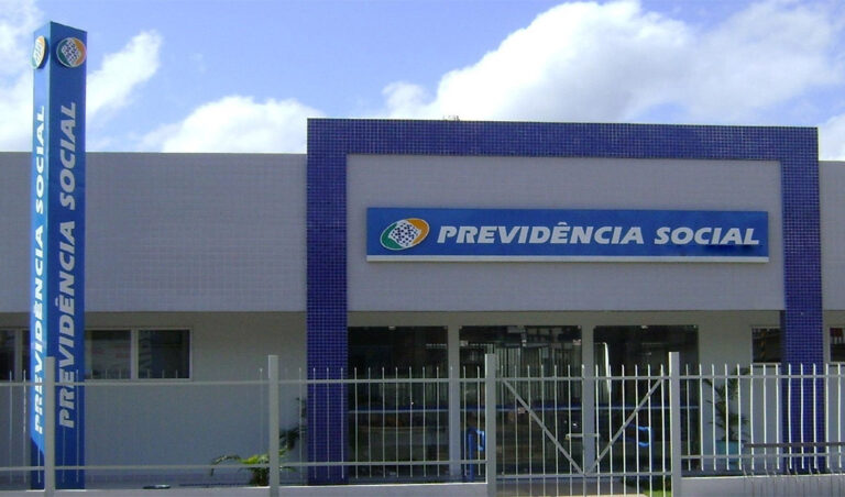 Leia mais sobre o artigo Homem é condenado por fraudar INSS para receber benefícios previdenciários da avó falecida (14/08/2023)