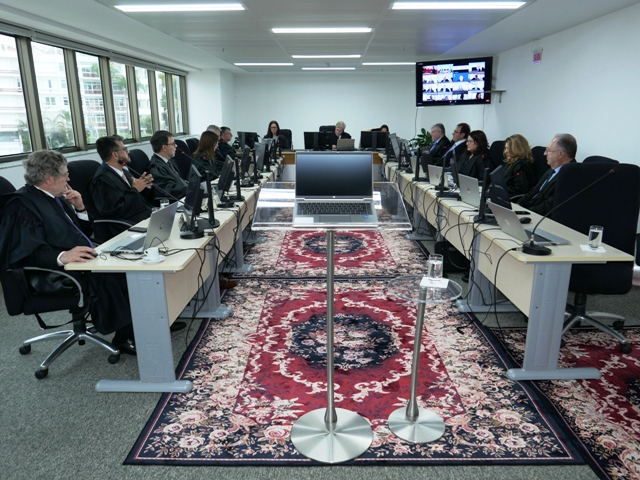 Leia mais sobre o artigo 3ª Seção do TRF4 realiza reunião de julgamento em Florianópolis (24/08/2023)