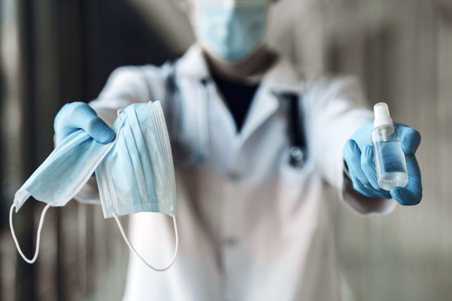 Leia mais sobre o artigo Companheira de médico que morreu no combate à Covid-19 receberá indenização (31/08/2023)