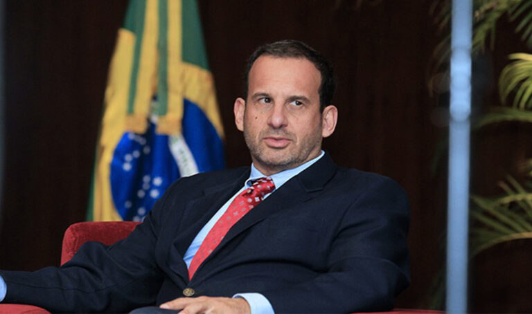 Leia mais sobre o artigo Desembargador Roger Rios participa de podcast sobre direitos sexuais e antidiscriminatórios (07/08/2023)