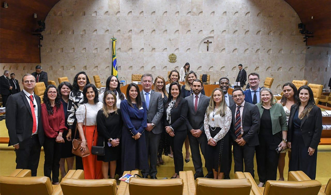 No momento, você está visualizando Vice-Presidência do TRF4 visita STJ e STF para debater sistema de precedentes (24/08/2023)