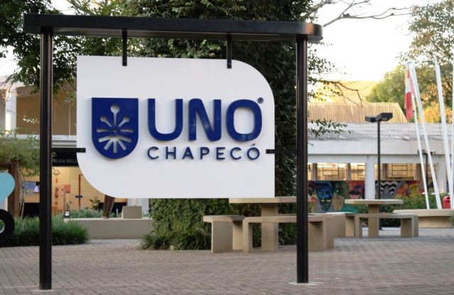 Leia mais sobre o artigo Estudante de Medicina de universidade do Paraguai não consegue transferência para universidade de Chapecó (28/02/2024)