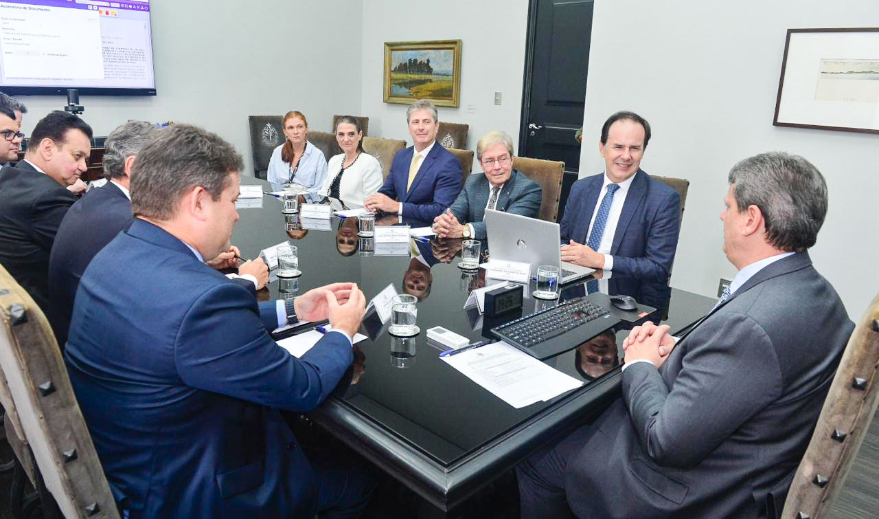 No momento, você está visualizando TRF4 e Governo de São Paulo firmam acordo para expandir uso do SEI aos municípios paulistas (23/02/2024)