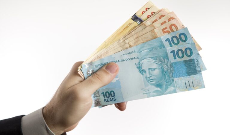 Leia mais sobre o artigo Funcionário público garante recebimento de abonos mesmo não tendo feito os saques nos períodos determinados (28/02/2024)