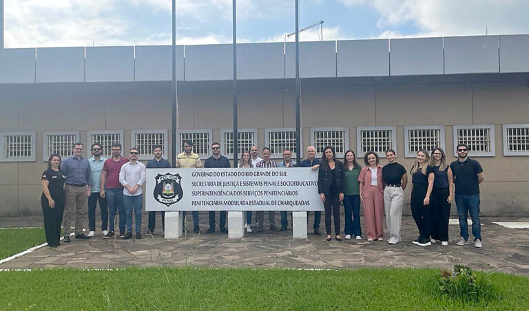 Leia mais sobre o artigo Novos magistrados conhecem Penitenciária de Charqueadas como parte da preparação à atividade jurisdicional (19/03/2024)