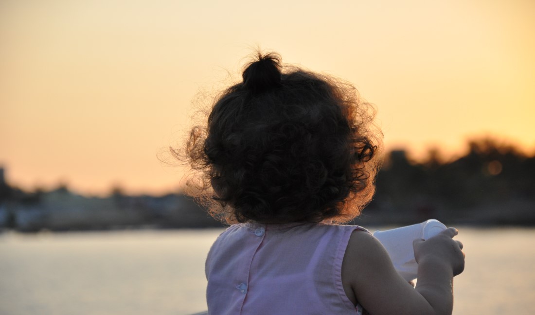 No momento, você está visualizando Filha garante direito de receber parcelas do benefício de período anterior ao reconhecimento póstumo de paternidade (08/03/2024)