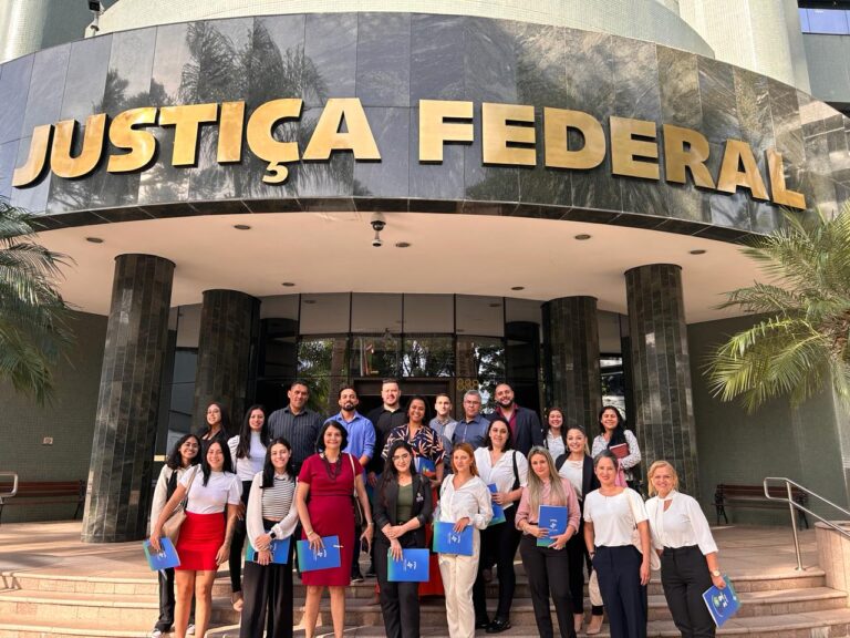 Leia mais sobre o artigo Justiça Federal recebe acadêmicos de Direito pelo PVITA (05/04/2024)