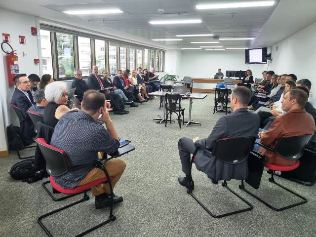 Leia mais sobre o artigo Núcleos de Justiça 4.0 de benefícios por incapacidade realizam reunião em Florianópolis (29/04/2024)