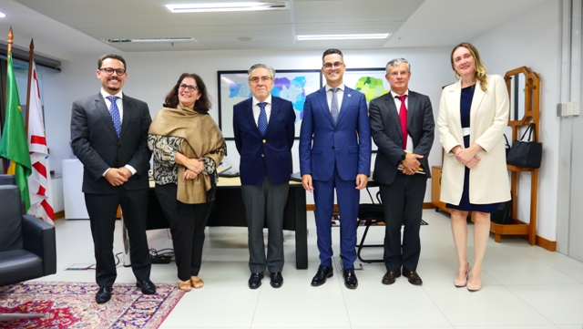 Leia mais sobre o artigo JFSC recebe visita do delegado da Organização Ibero-Americana de Seguridade Social (OISS) no Chile (16/04/2024)
