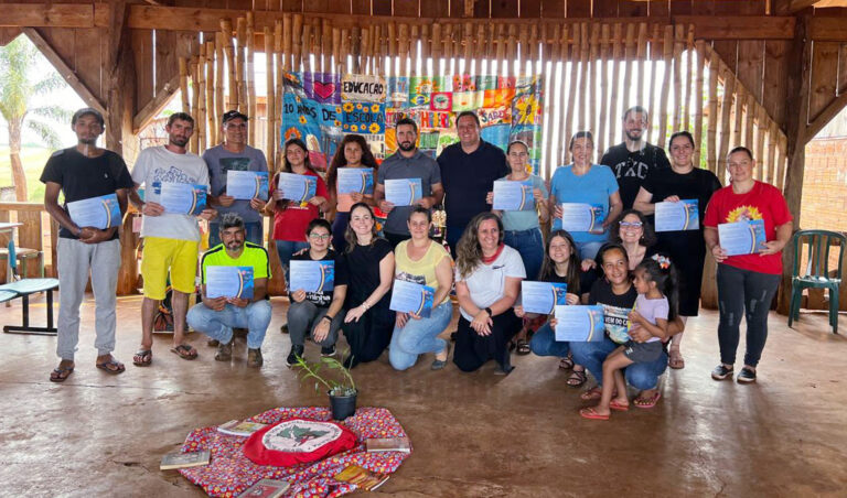 Leia mais sobre o artigo Projeto de Pacificação Comunitária forma mais multiplicadores da paz no Paraná (22/10/2024)